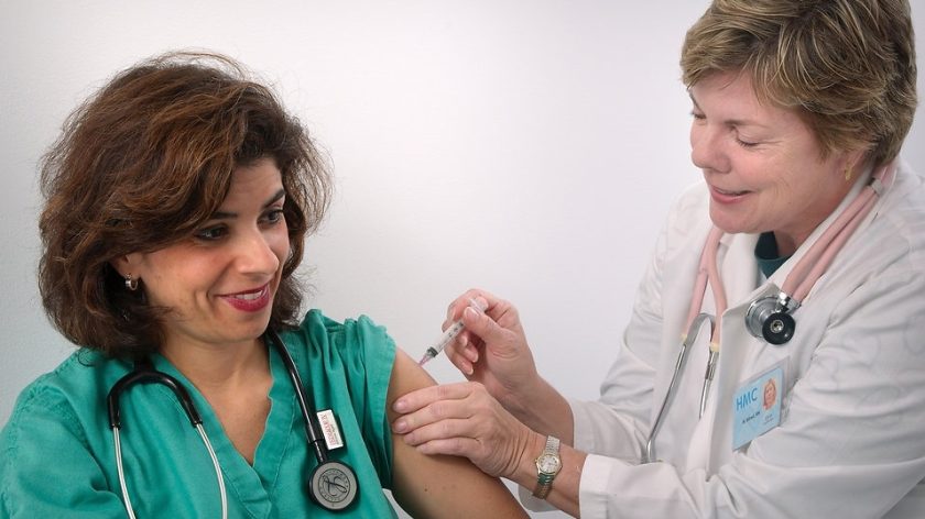 SBOC orienta profissionais da saúde a se vacinarem contra gripe